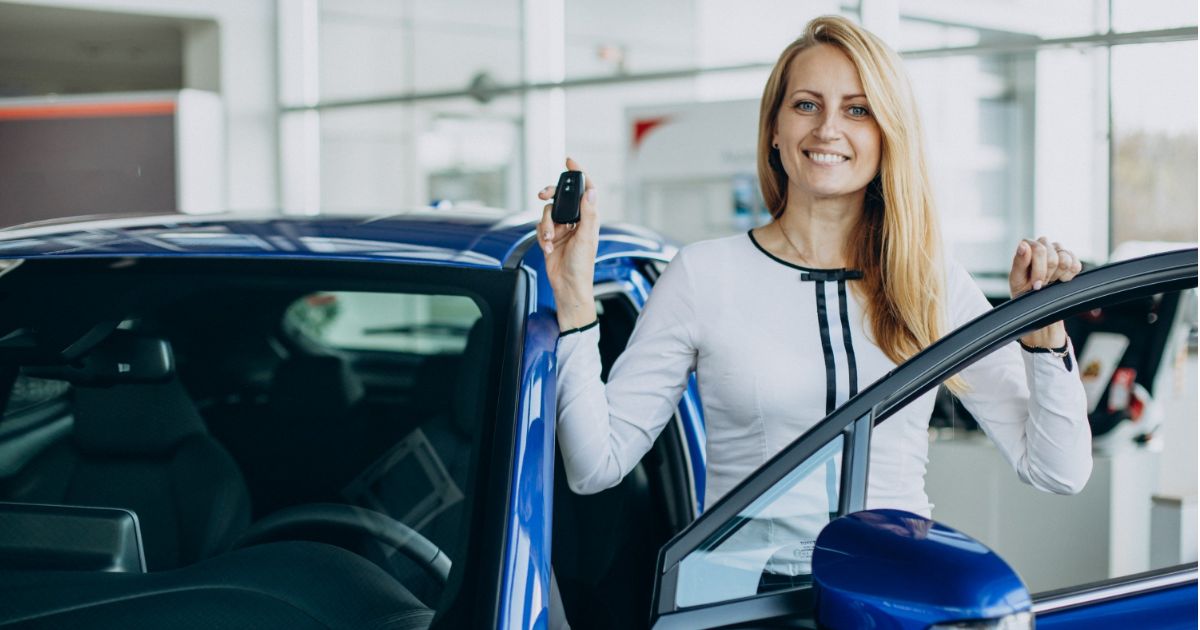 nakup novega avtomobila, wiz blog, modra