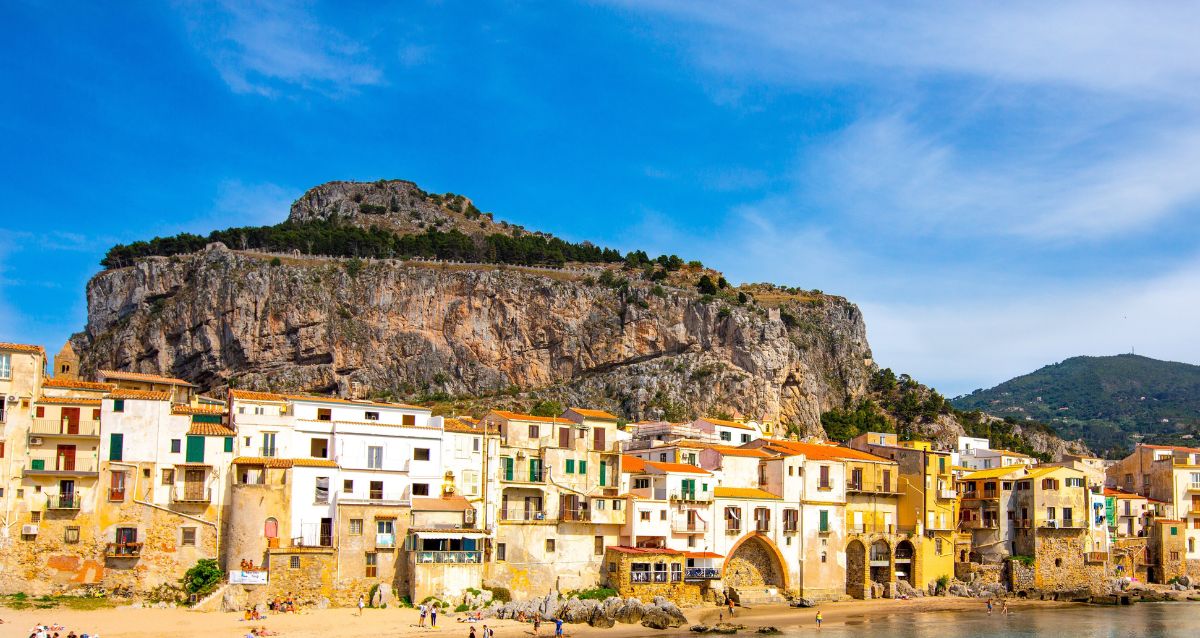 najboljše azvarovnaje tujina, wiz tujina, kolumna